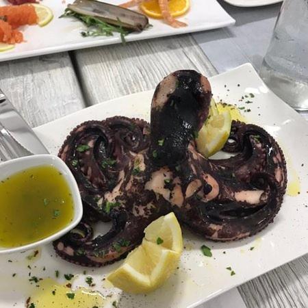 Brezza Marina & Ristorante Shoreline Bed and breakfast 3*