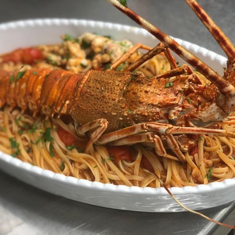 Brezza Marina & Ristorante Shoreline